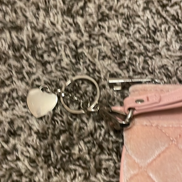Guess pink wristlet - Picture 3 of 7